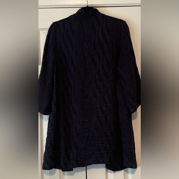 Akihiko Izukura Woven Silk Cardigan - Picture 3 of 10
